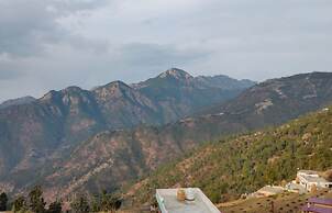 Camp Awara Kanatal