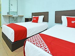 OYO 90559 Ummul Motel C Mart