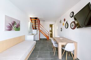 White Element
