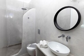 White Element