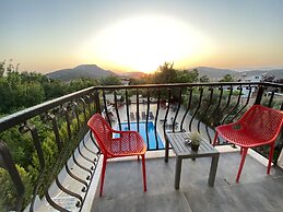 Platinum Apartments