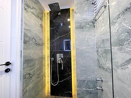 Platinum Apartments
