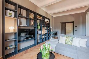 Casa Grey Contemporary Penthouse