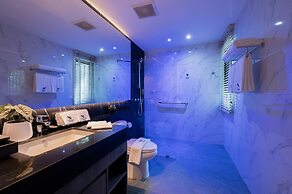 Moose Hotel Nimman
