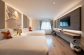 Moose Hotel Nimman