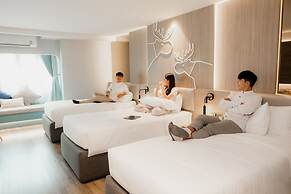 Moose Hotel Nimman