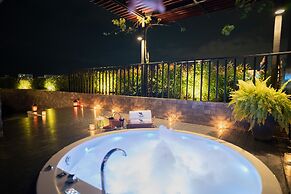 Moose Hotel Nimman