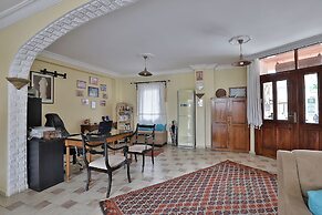 Nazar Hotel
