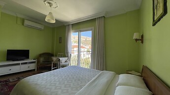 Nazar Hotel