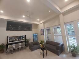 Nest Suites
