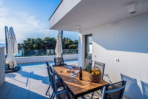 Crystal Holiday Residence