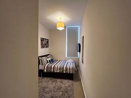 Aberdeen Stay Central 2-bedrooms Apt-no Party