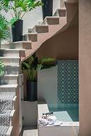 Gateway Suites