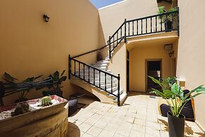 Gateway Suites