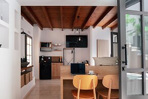 Gateway Suites