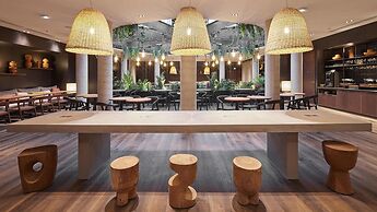 Le Bellune Paris Hotel & Spa