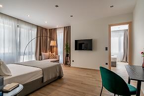 The Artisan Suites