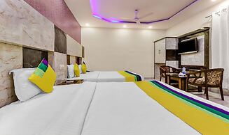 Itsy Hotels Royal Residency