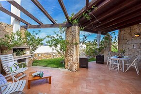 Villino Coralla 2 Bedrooms Apartment in Alghero
