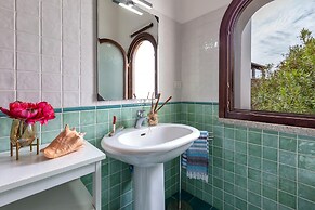 Villino Coralla 2 Bedrooms Apartment in Alghero