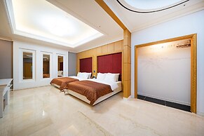 HOTEL CORE