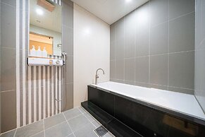 HOTEL CORE