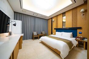 HOTEL CORE
