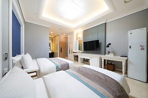 HOTEL CORE