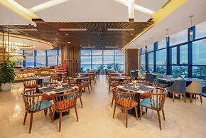Peninsula Hotel Danang