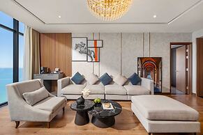 Peninsula Hotel Danang