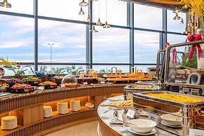 Peninsula Hotel Danang