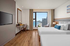Peninsula Hotel Danang
