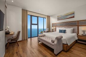 Peninsula Hotel Danang