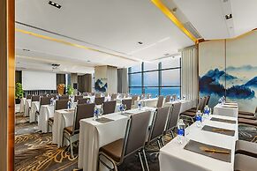 Peninsula Hotel Danang