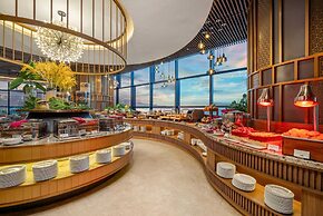 Peninsula Hotel Danang