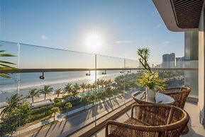 Peninsula Hotel Danang