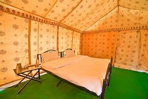 The Captain Desert Camp