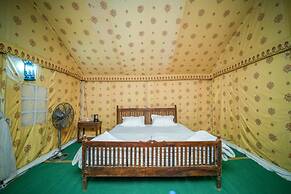 The Captain Desert Camp