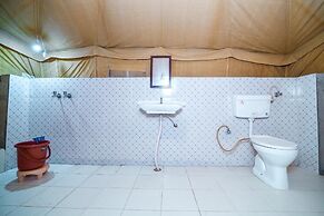 The Captain Desert Camp