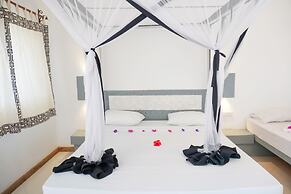 AHG Sun Bay Mlilile Beach Hotel