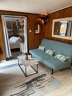 Charming Chalet - Sleep 3/4 & Free Parking