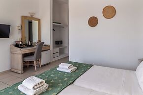 Naiades Hotel by Estia