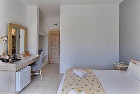Naiades Hotel by Estia