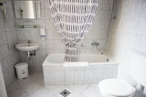 Hotel Kapos
