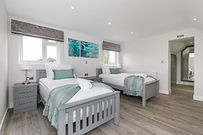 Maple Lodge