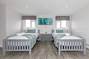 Maple Lodge