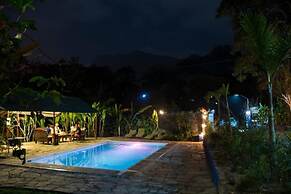 Posada James