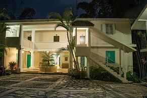 Posada James