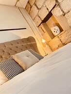 Mina Suites