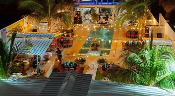 Hotel Coco Beach by Croma